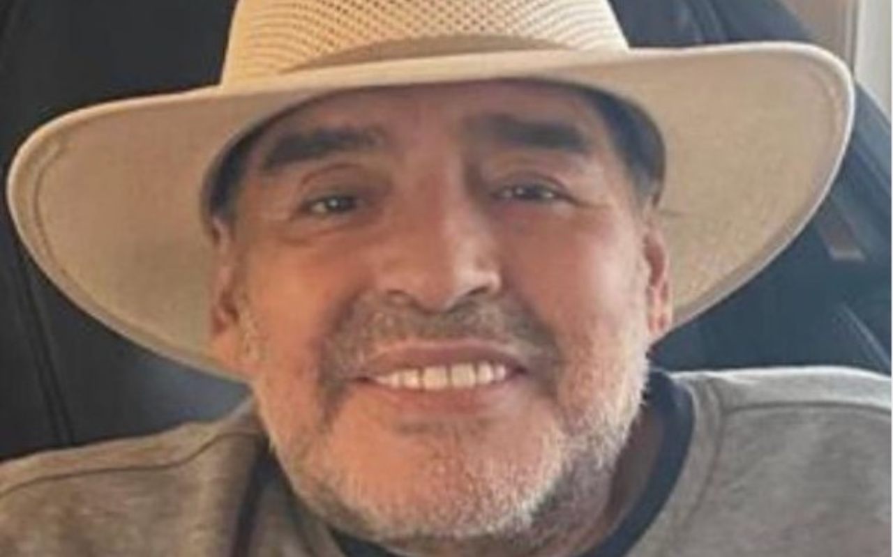 Maradona morto povero