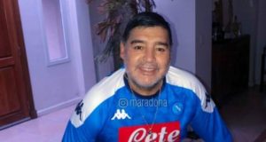 L'emozionante gesto di Mertens per Maradona