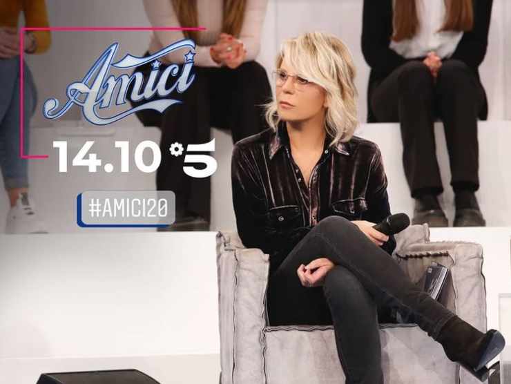 Maria De Filippi ad Amici