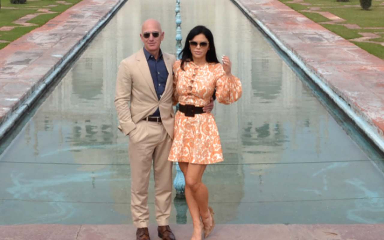 Jeff Bezos e Lauren Sanchez