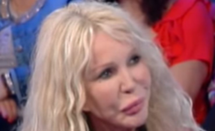 Ivana Spagna interventi chirurgia