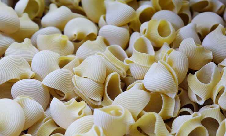 Conchiglioni ripieni