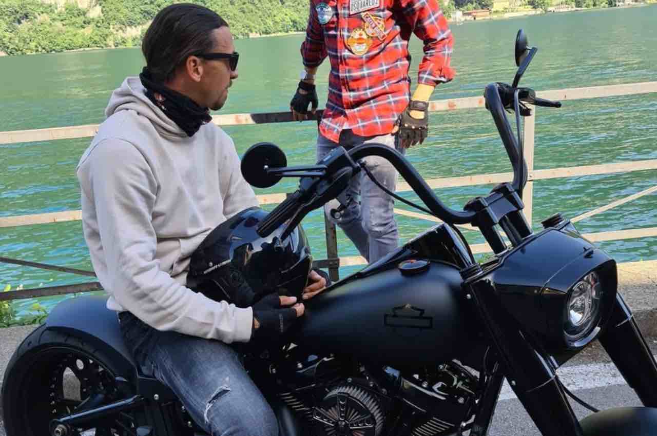 Ibrahimovic retroscena motociclista