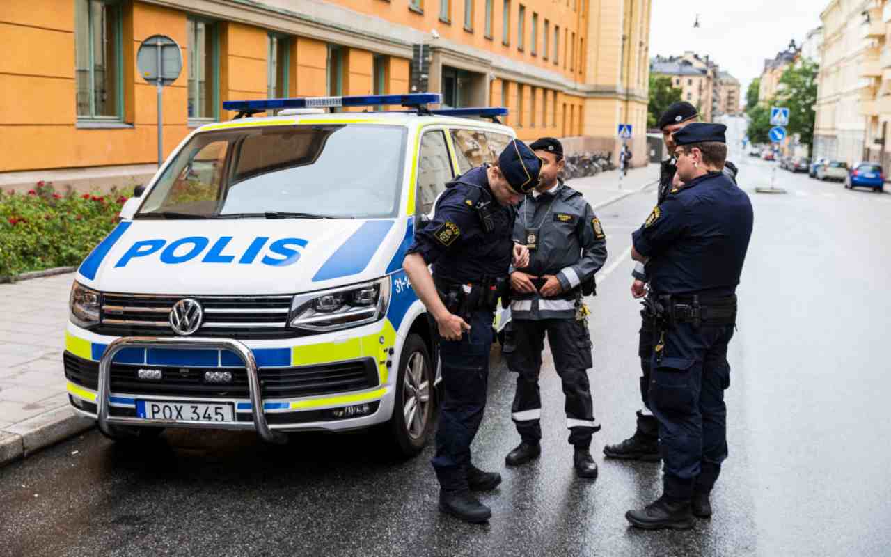 Svezia 8 persone accoltellate