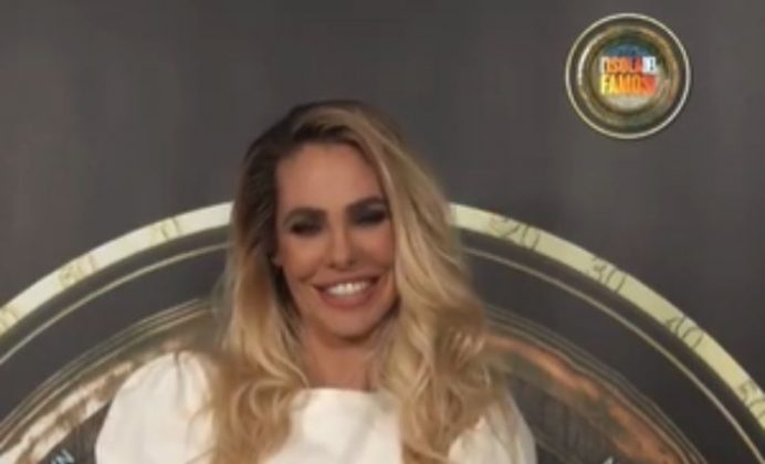Chi Ha Abbandonato L Isola Dei Famosi