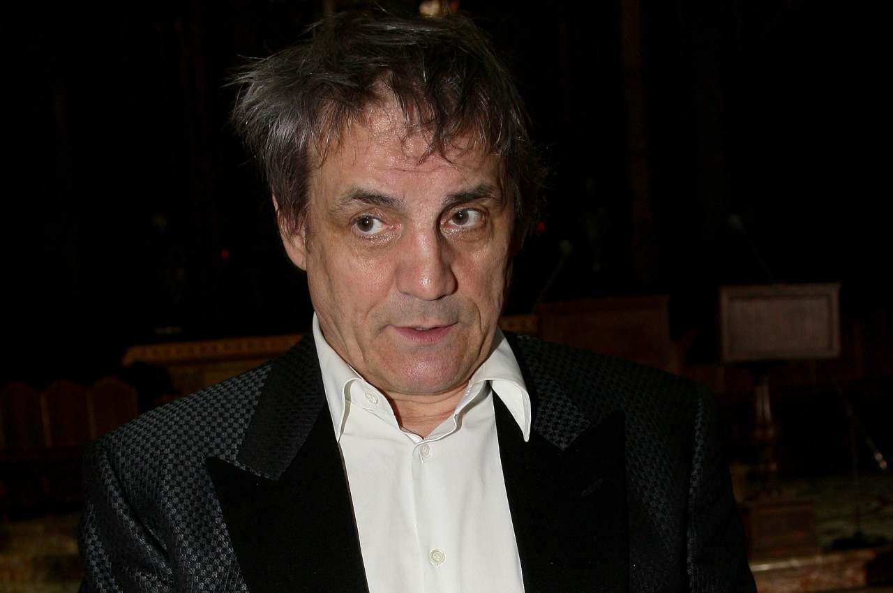 Francesco Salvi, in cosa è laureato il celebre attore? Retroscena