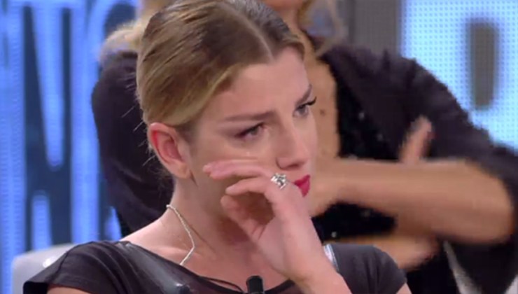 Emma-Marrone-piange-Altranotizia