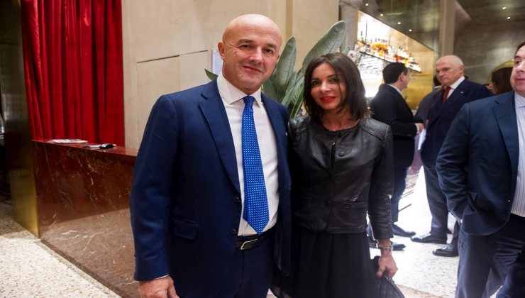 Gianluigi Nuzzi e la moglie Valentina 