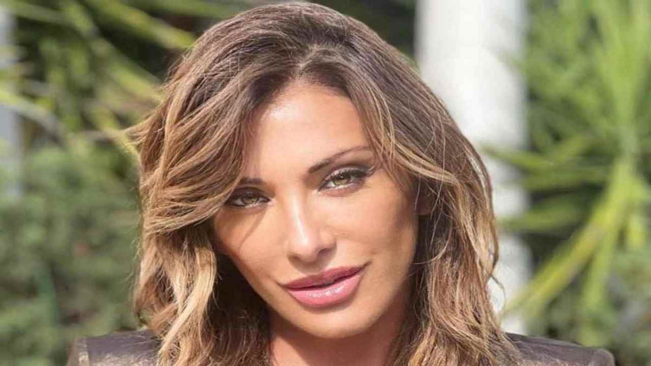 Sabrina Salerno per chi ha occhi-Altranotizia