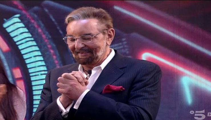 Kabir Bedi-felicità-vittoria-Altranotizia