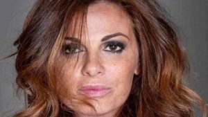 Vanessa-Incontrada-al-naturale-Altranotizia