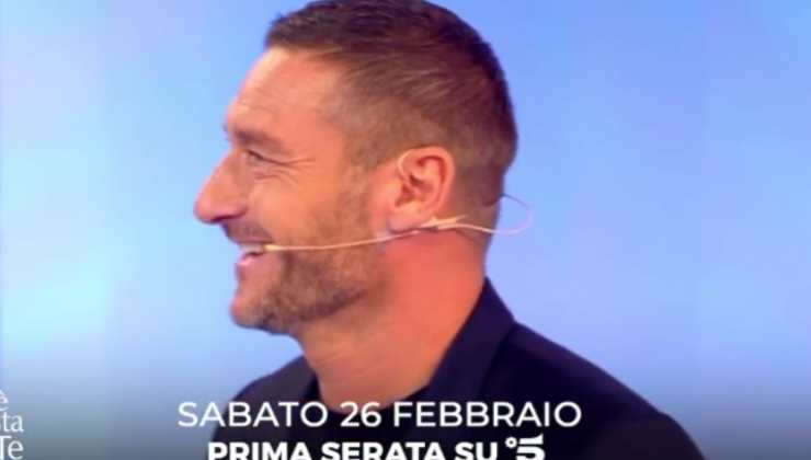 Francesco Totti c'è posta per te-Altranotizia