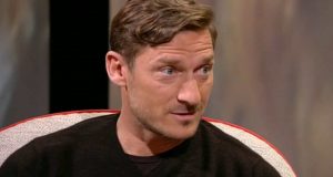 Francesco Totti c'è posta per te-Altranotizia