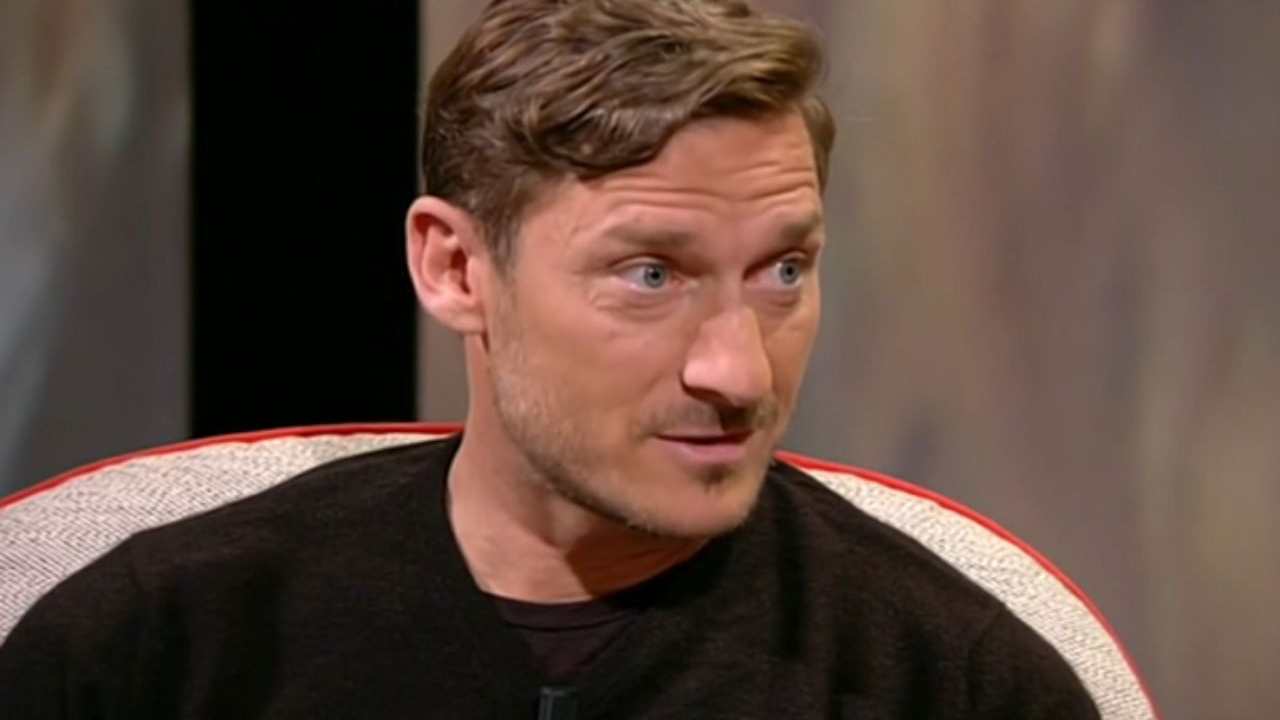 Francesco Totti c'è posta per te-Altranotizia