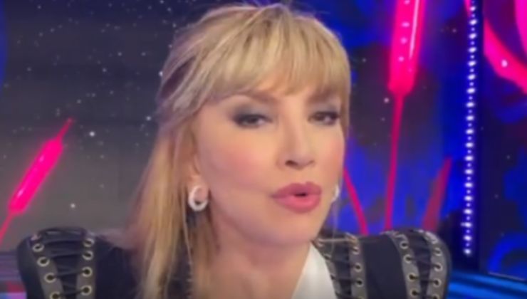 Milly-Carlucci-giuria-Altranotizia (2)