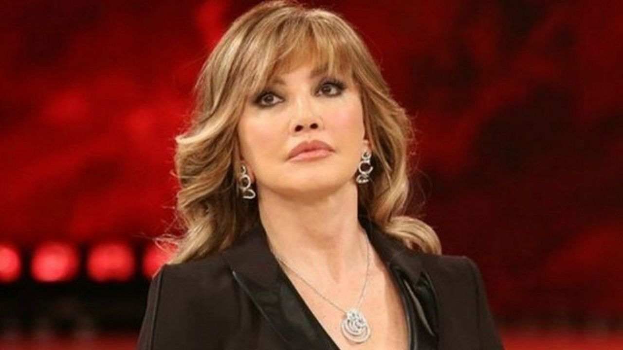 Milly-Carlucci-tradita-da-lui-Altranotizia