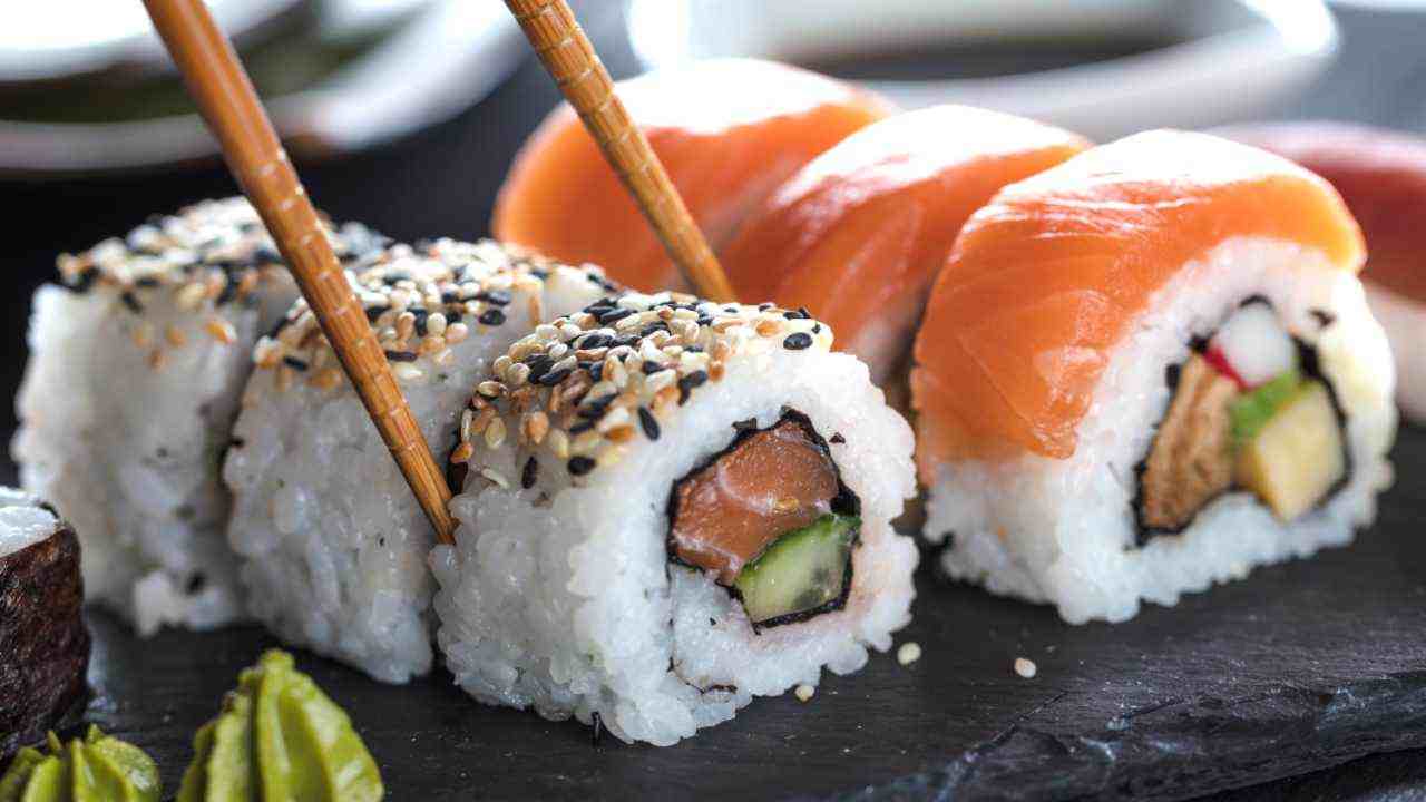 Sushi-intossicazione-Altranotizia (1)