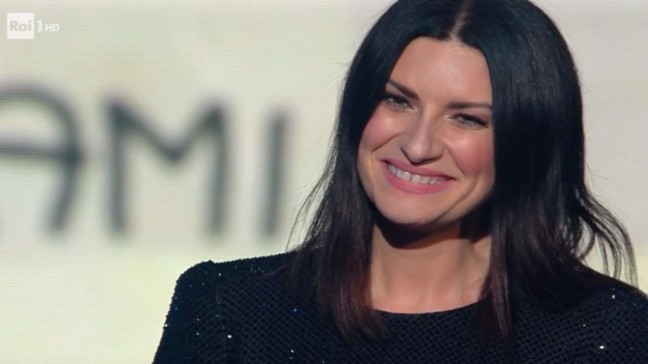 Laura Pausini, lo ha tenuto nascosto: ecco chi ama da sempre