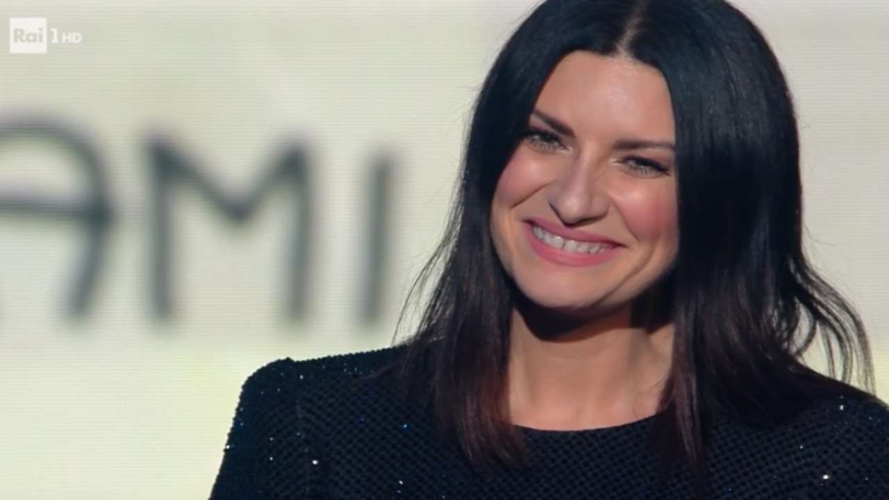 Laura-Pausini-inaspettata-confessione-del-cuore-Altranotizia