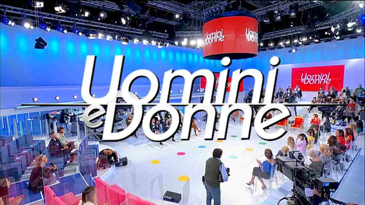 Uomini-e-donne-sul-trono-un-ex-del-GfVip-Altranotizia