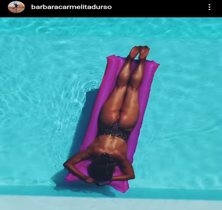 Barbara D'Urso-post-lato-b-Altranotizia