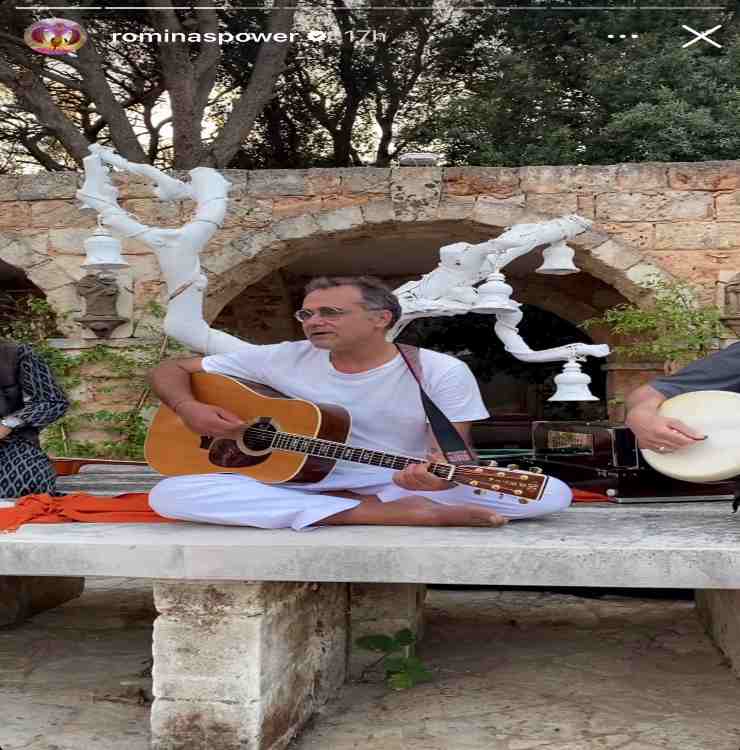 Romina Power-e-yari-assieme-in-puglia-Altranotizia