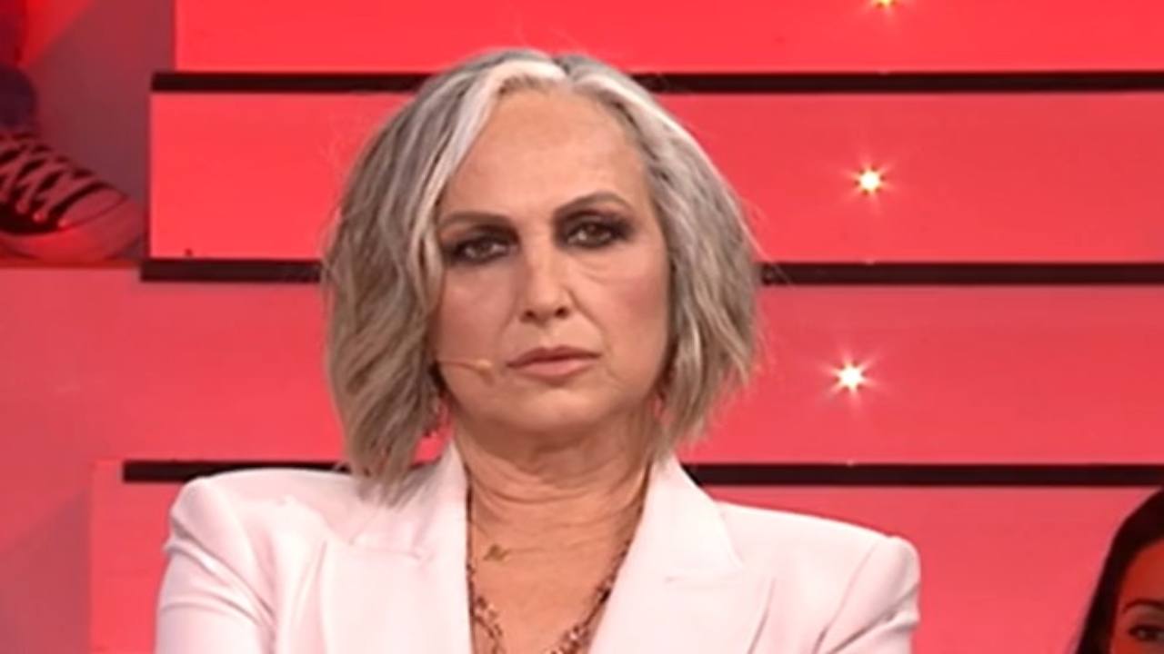 alessandra-celentano-amici-altranotizia