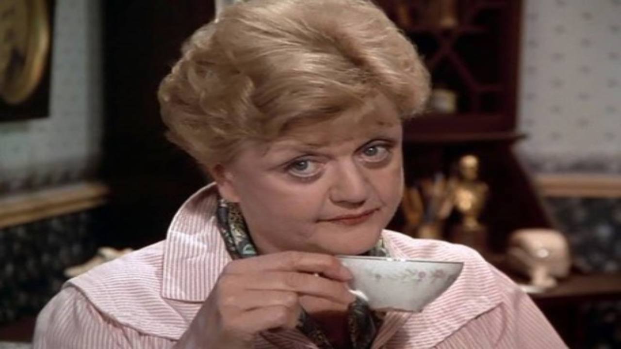 Angela-Lansbury-le-vere-cause-della-morte-Altranotizia