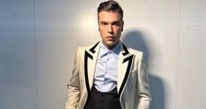 Fedez provoca il direttore di Rai 1