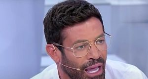 Gianni Sperti arrabbiato