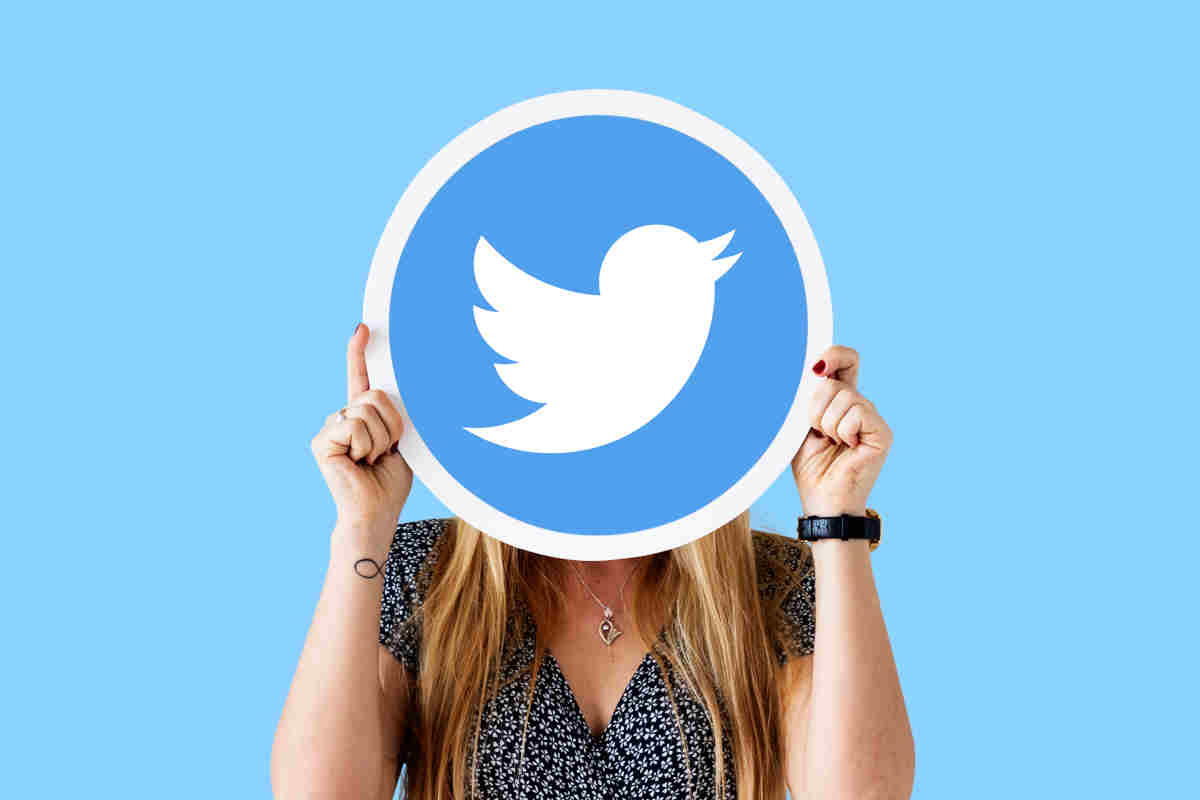 logo di twitter con spunta blu